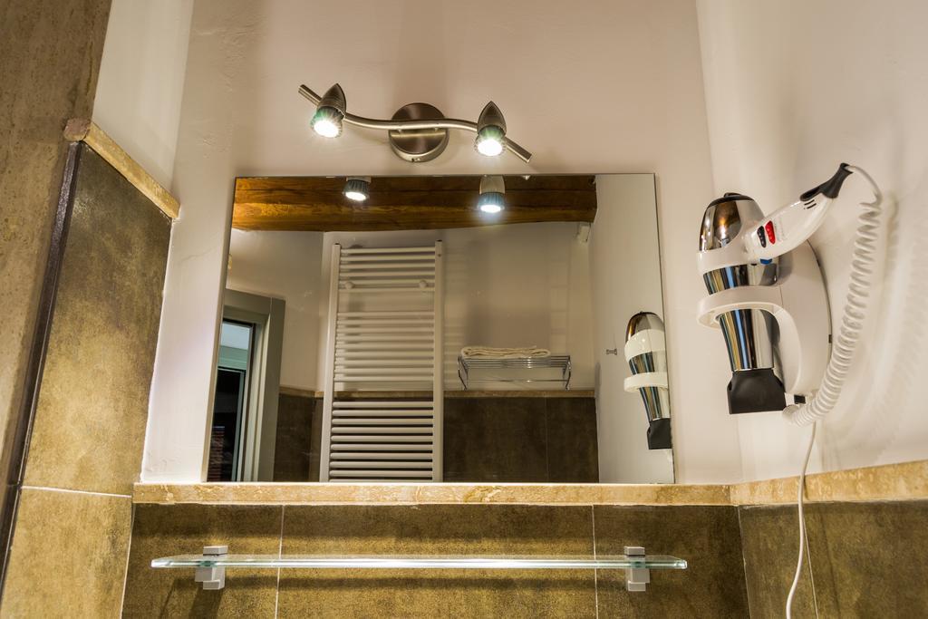 La Rocchetta Apartment Ripatransone Phòng bức ảnh